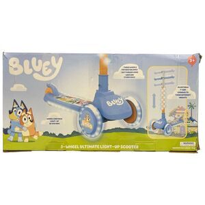 Bluey - Licensed Kids Easy Balance Adjustable Light-Up Three-Wheeled Kick Scoote
